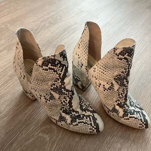 Steve Madden Rookie Snakeskin Booties